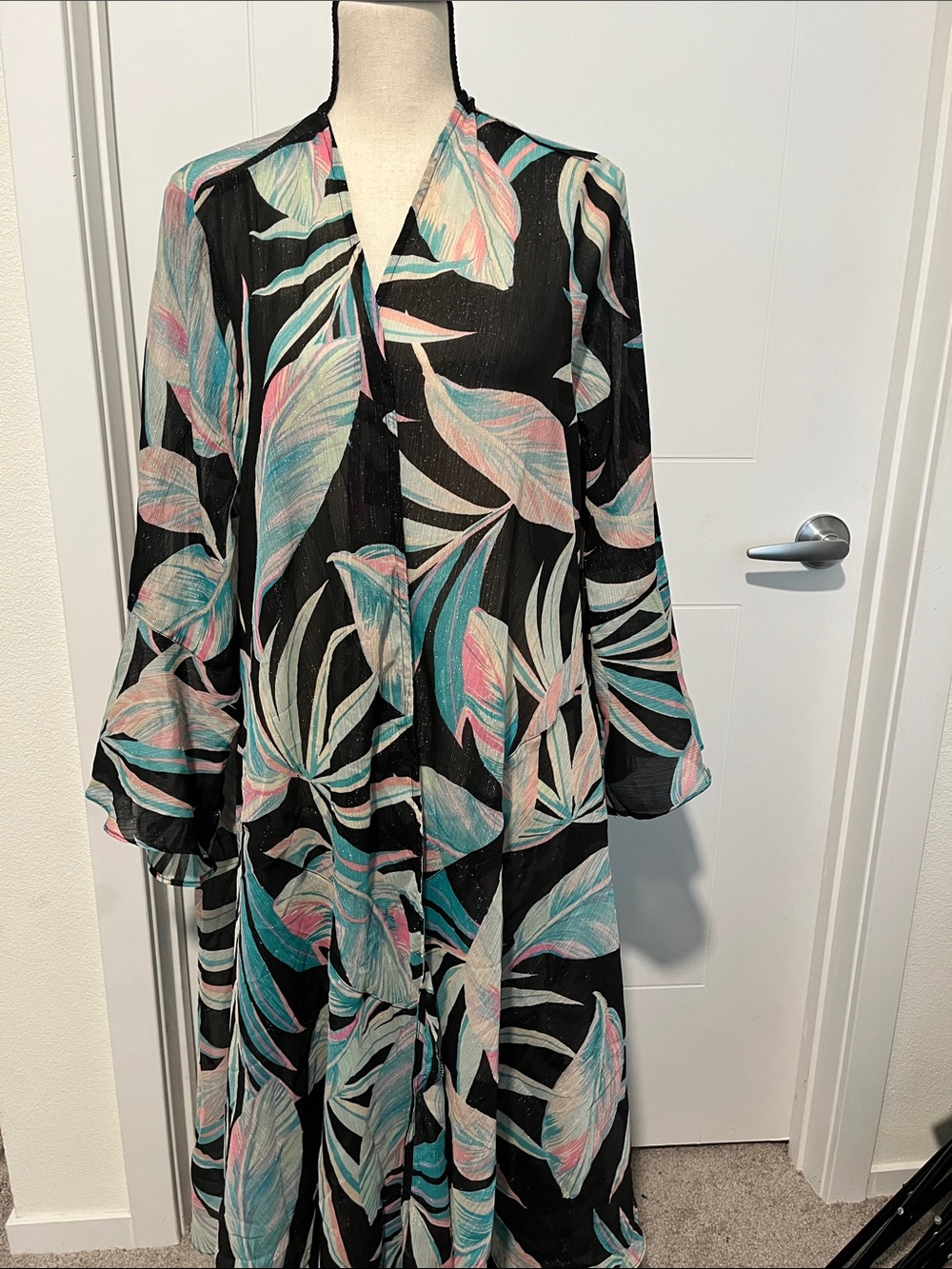 Torrid Palm Gauze Flared Open Kimono Bohemian Modern Festival Resort Beach NWT